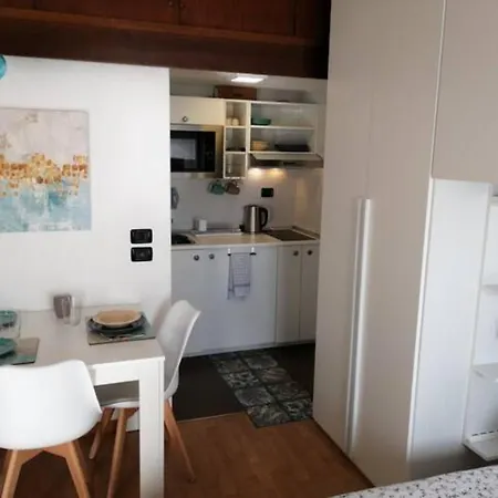 Monolocale Quartiere Nolo Mm1 Pasteur Con Posto Auto - P4